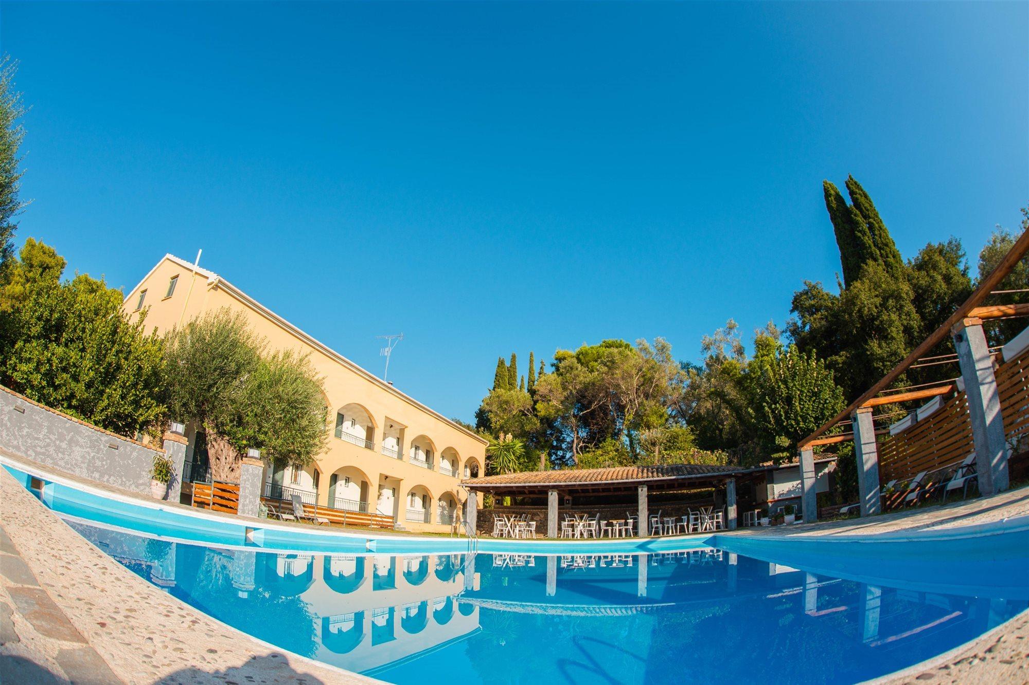 Villa Karmar Hotel Apartments Dassia  Exterior foto