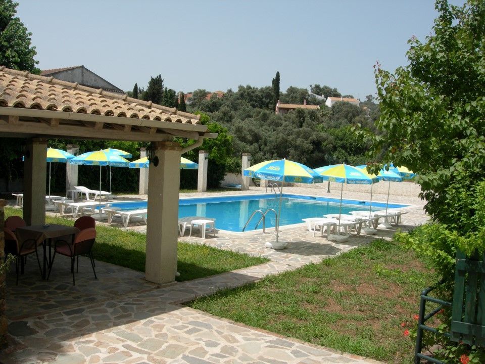 Villa Karmar Hotel Apartments Dassia  Exterior foto